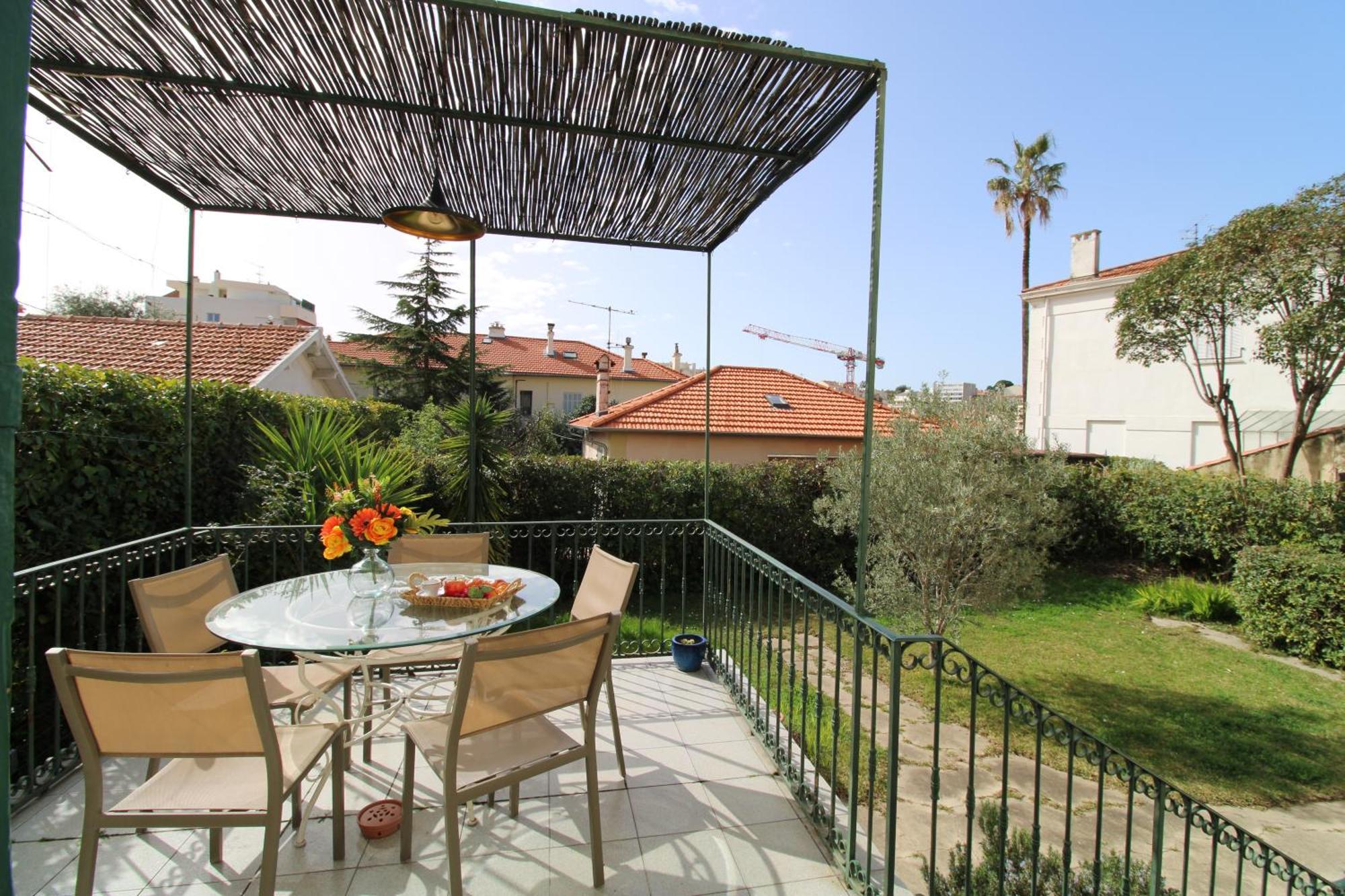 Villa Cottage Reine, Rc Jardin Cannes Exterior photo